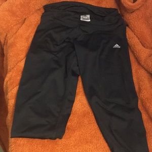 Adidas black capris leggings.